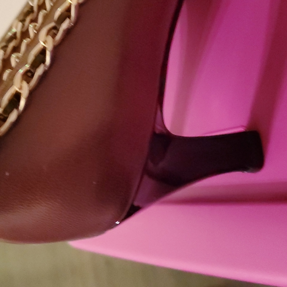 Shoe - Picture 4 of 5